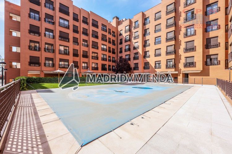piso en venta en Rejas (Distrito San Blas. Madrid Capital) por 190.000 €