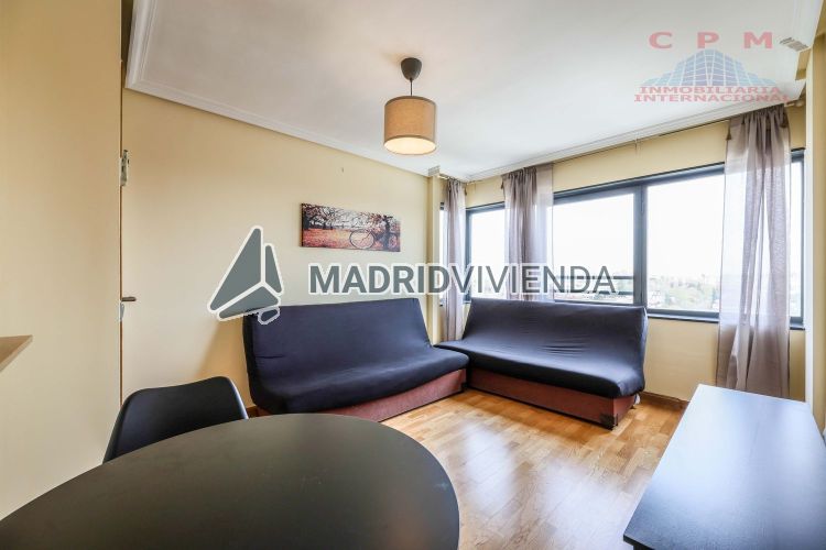 piso en alquiler en Atalaya (Distrito Ciudad Lineal. Madrid Capital) por 1.250 €