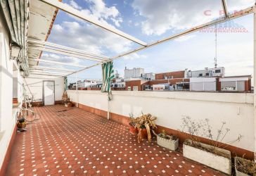 ático en venta en Concepción (Distrito Ciudad Lineal. Madrid Capital) por 585.000 €
